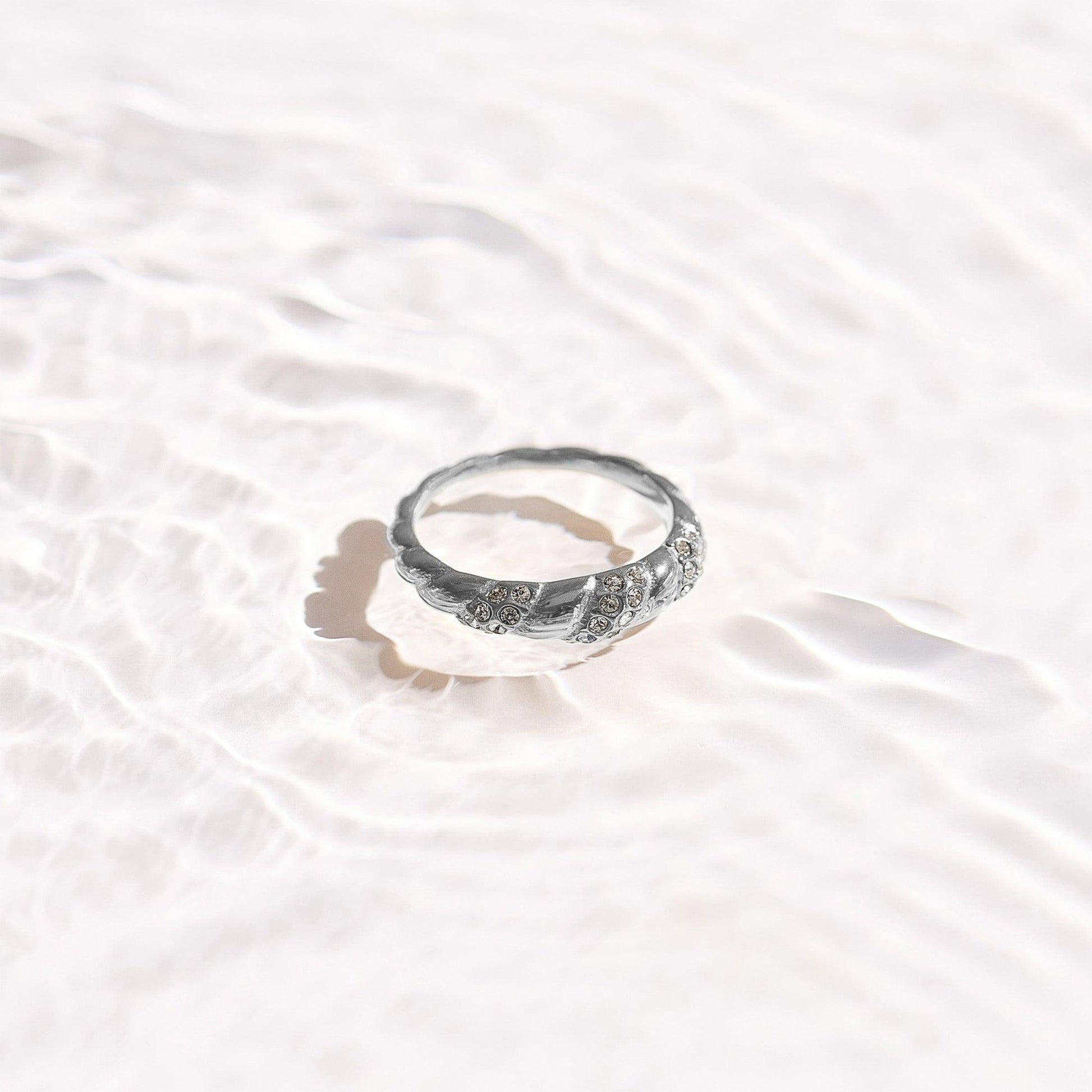 Crystal Twist Dome Ring - EVRYJEWELS